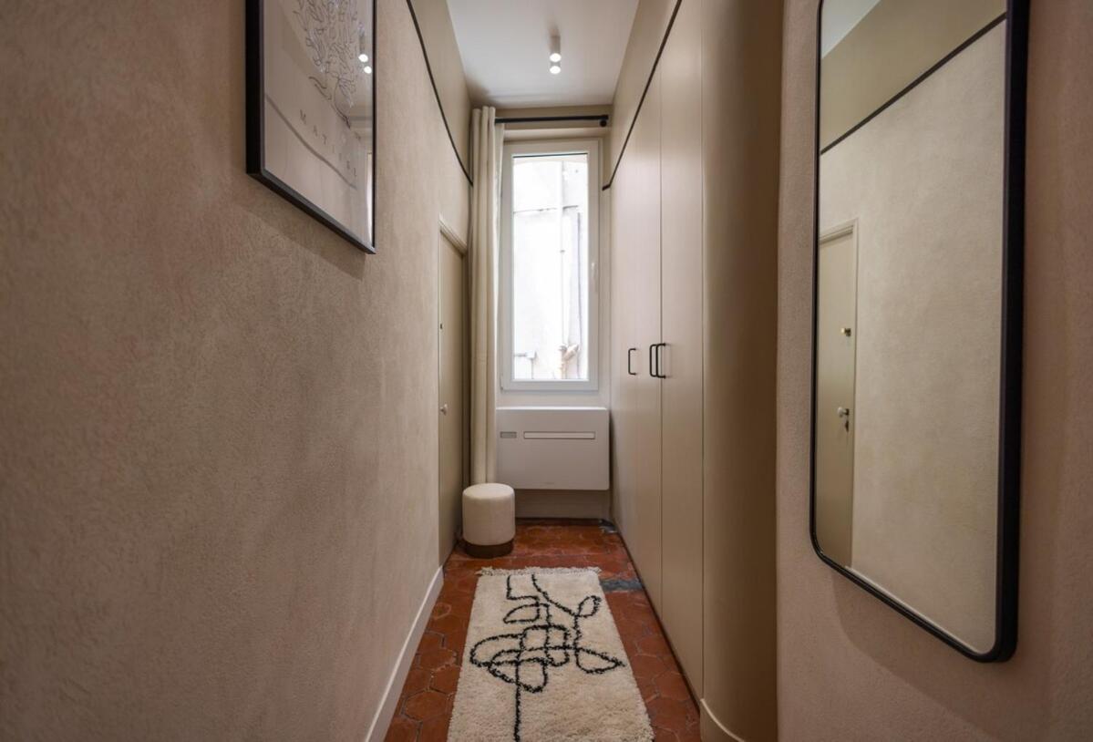 Appartement Exceptional Facing Palais Cannes1