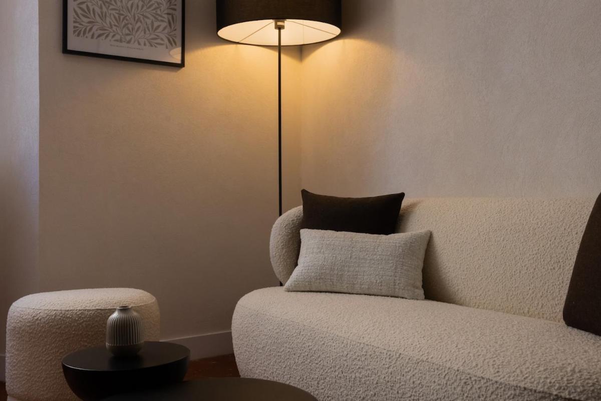 Exceptional Facing Palais Cannes1 Appartement Cannes